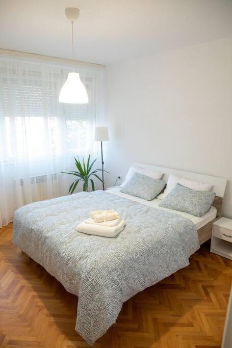 Dora Apartment Ni Eksteriør billede