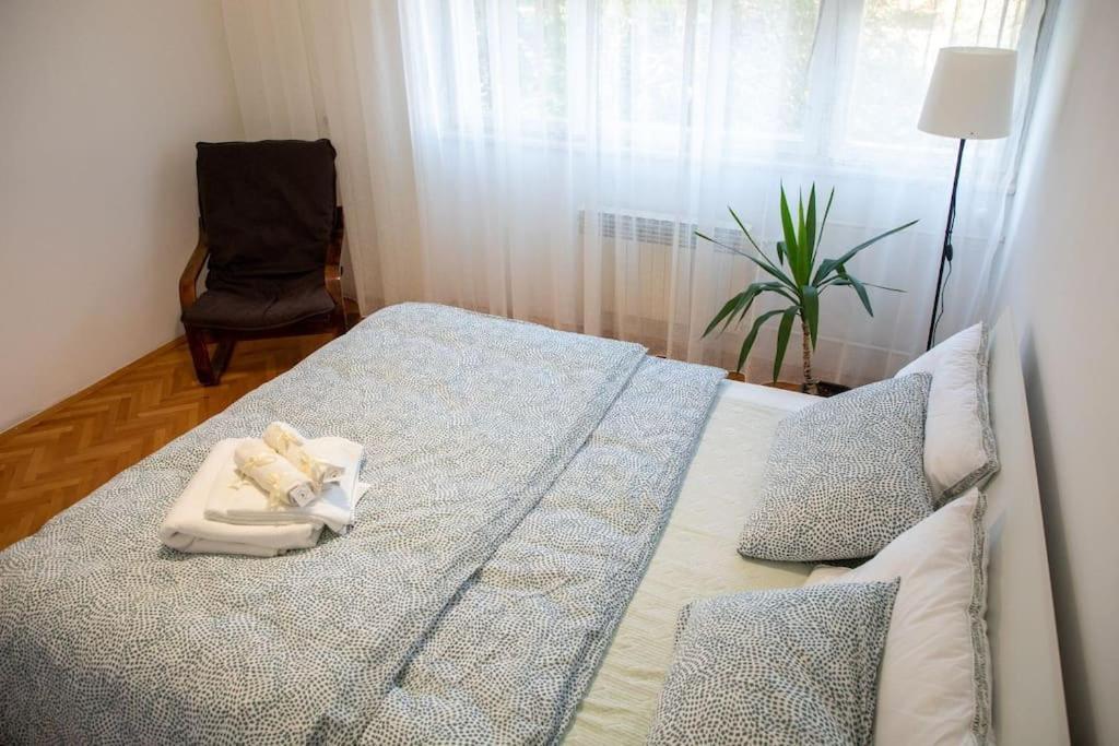 Dora Apartment Ni Eksteriør billede