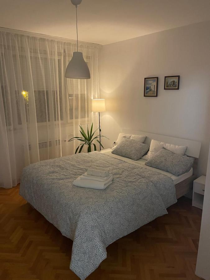 Dora Apartment Ni Eksteriør billede