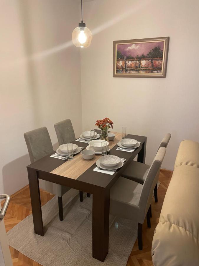 Dora Apartment Ni Eksteriør billede
