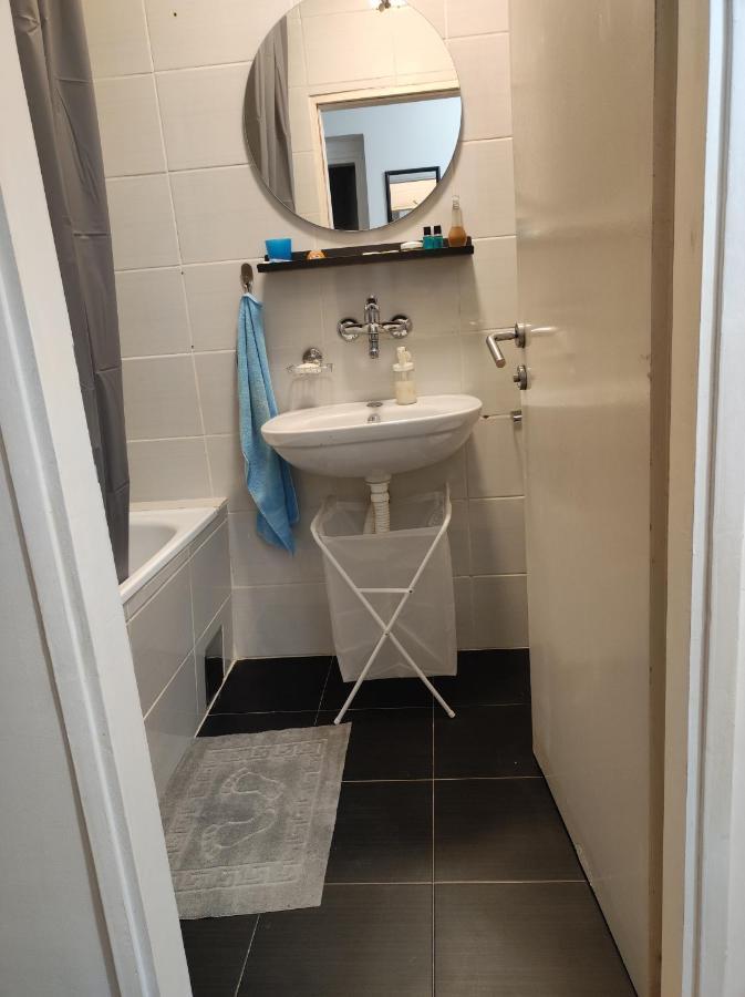 Dora Apartment Ni Eksteriør billede